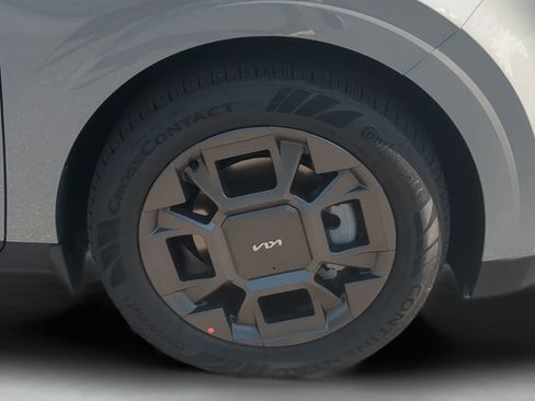 Certified 2026 Kia Carnival EX FWD image 25
