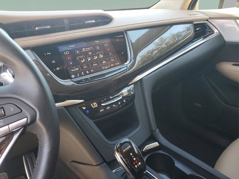 Used 2024 Cadillac XT6 Sport w/ Platinum Package image 26