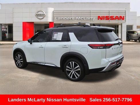 Used 2025 Nissan Pathfinder Platinum w/ Cargo Package FWD image 6