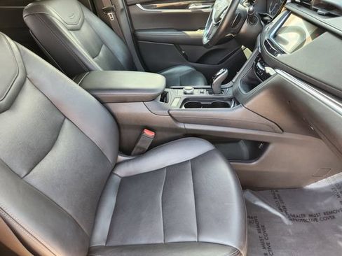 Used 2020 Cadillac XT5 Premium Luxury AWD/4WD image 14