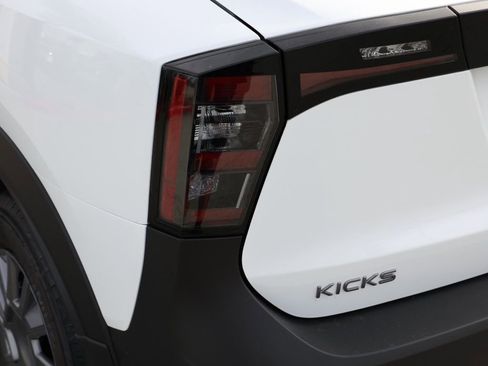 New 2026 Nissan Kicks S FWD image 7