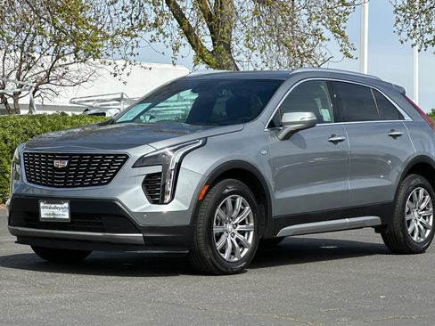 Used 2023 Cadillac XT4 Premium Luxury AWD/4WD image 8