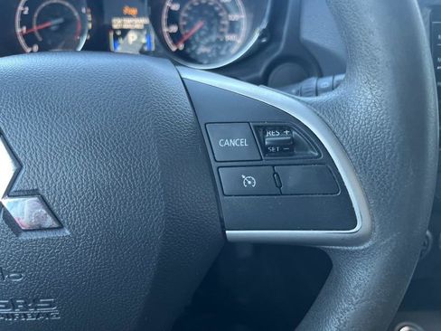 Used 2022 Mitsubishi Outlander Sport SE image 21