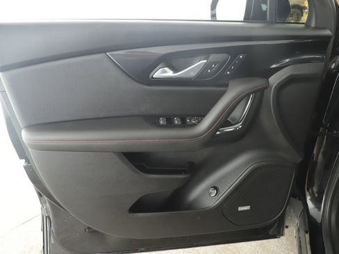 Used 2022 Chevrolet Blazer RS w/ Enhanced Convenience Package image 8