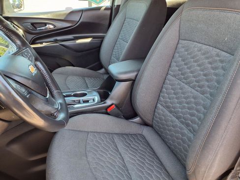 Used 2019 Chevrolet Equinox LT AWD/4WD image 3