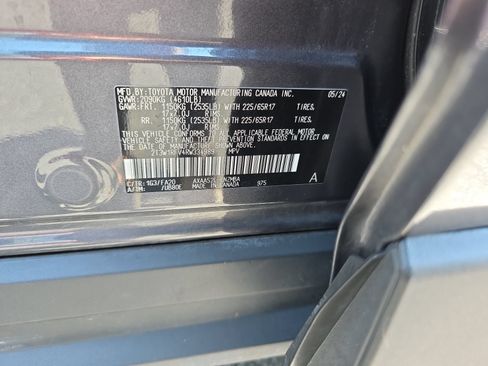 Used 2024 Toyota RAV4 XLE FWD image 33