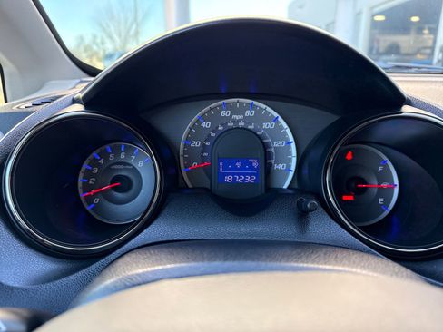 Used 2013 Honda Fit Sport image 15