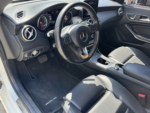 Used 2018 Mercedes-Benz CLA 250 image 14