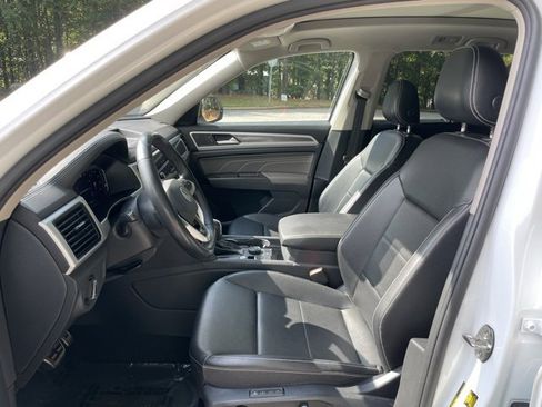 Used 2022 Volkswagen Atlas SEL R-Line image 14