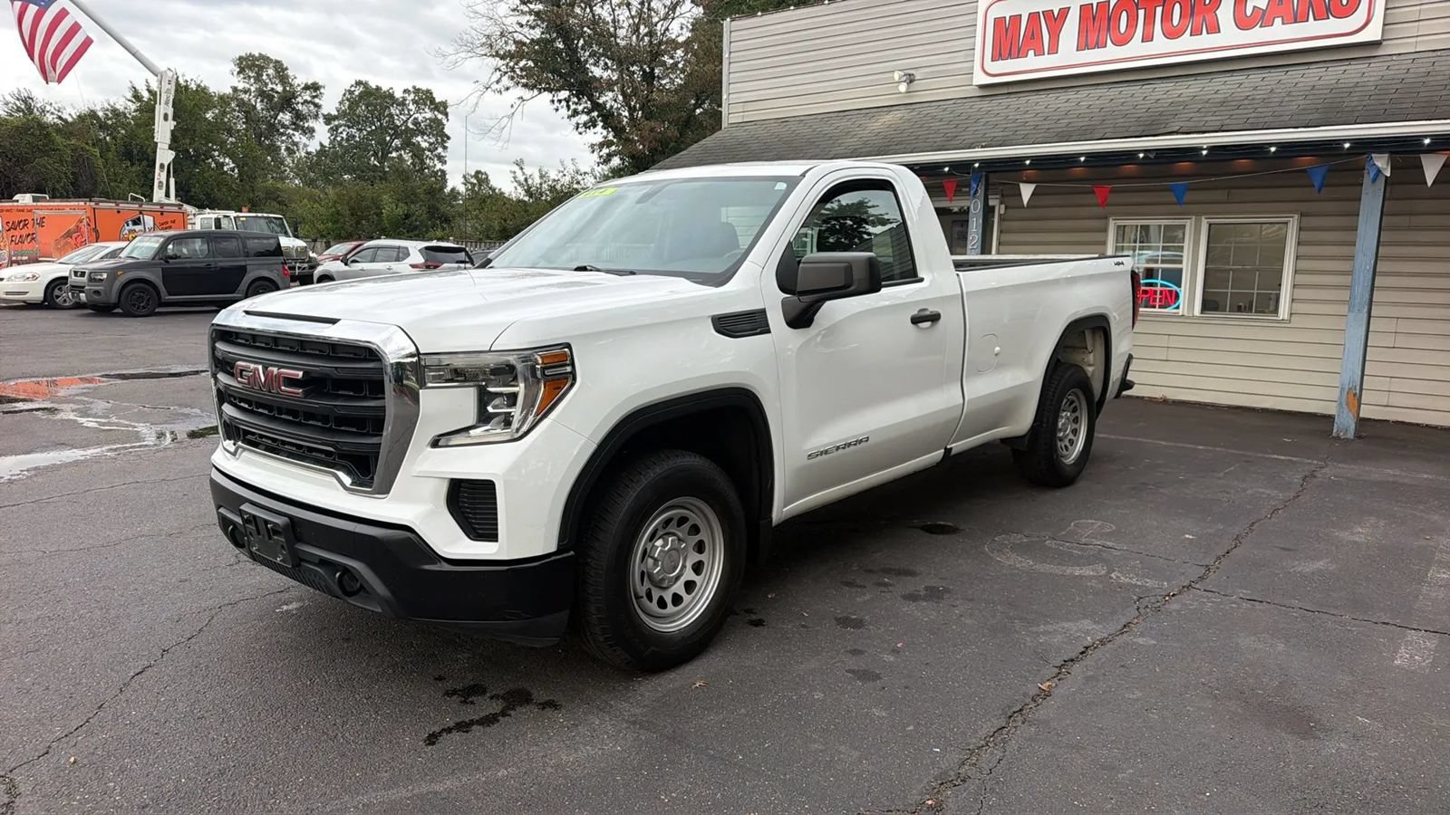 Used 2019 GMC Sierra 1500 4x4 Regular Cab image 2