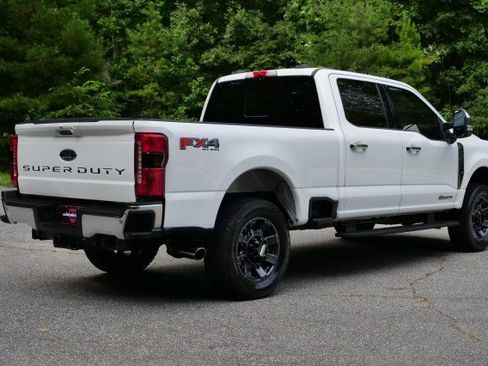 Used 2023 Ford F250 Lariat w/ Tow Technology Package AWD/4WD image 9