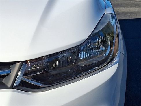 Used 2020 Chevrolet Trax LS w/ Tint and Cruise Package image 9