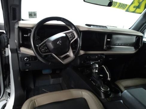 Used 2023 Ford Bronco Wildtrak AWD/4WD image 6