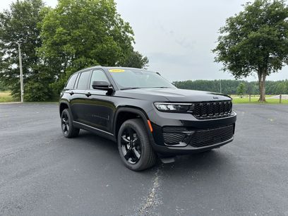 New 2025 Jeep Grand Cherokee Altitude