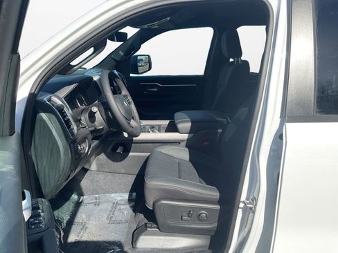 New 2026 RAM 1500 Big Horn AWD/4WD image 9