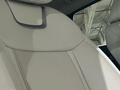 Used 2023 Hyundai Tucson Limited image 55