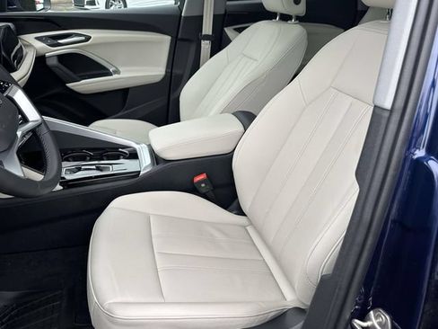 Certified 2025 Audi Q5 Premium w/ Convenience Package AWD/4WD image 20