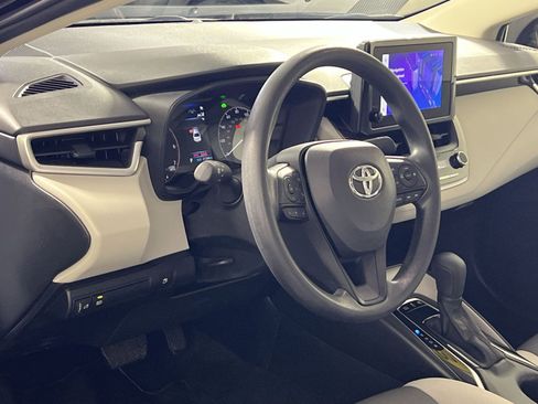 Used 2024 Toyota Corolla LE image 16
