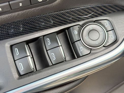 Used 2023 Cadillac XT4 Sport image 11