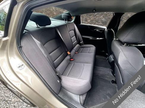 Used 2022 Chevrolet Malibu LS w/ Driver Confidence Package II FWD image 23
