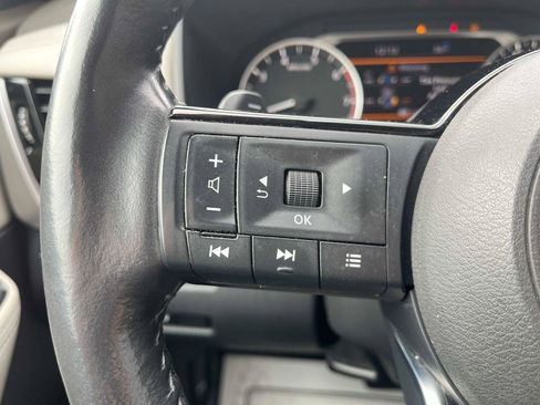 Used 2021 Nissan Rogue SL w/ Premium Package image 29