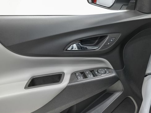 Used 2023 Chevrolet Equinox LS w/ LS Convenience Package image 15