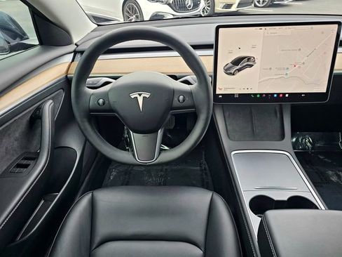 Used 2022 Tesla Model 3 Long Range image 31