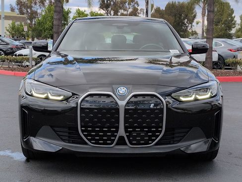 Used 2023 BMW i4 eDrive35 RWD image 3