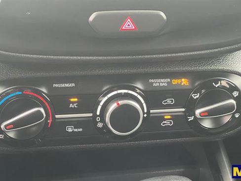 Used 2025 Kia Soul LX image 26