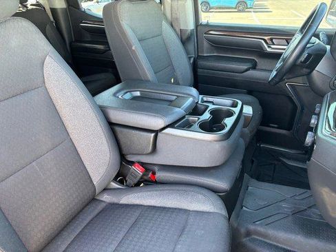 Used 2024 Chevrolet Silverado 1500 LT image 13