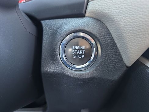 Certified 2022 Toyota RAV4 XLE image 19