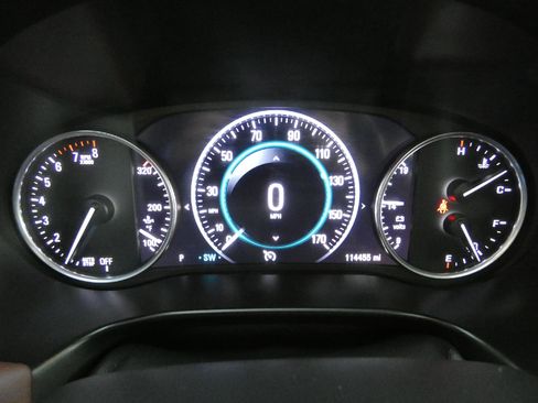 Used 2018 Buick Enclave Avenir w/ Avenir Technology Package image 21