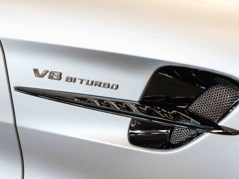 Used 2020 Mercedes-Benz AMG GT R image 25