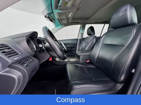 Used 2013 Toyota Highlander SE image 26
