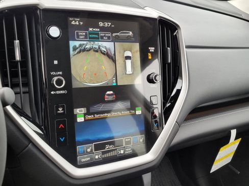 New 2025 Subaru Ascent Touring image 9