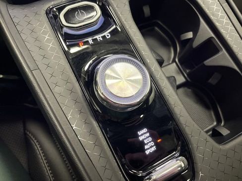 Used 2024 Jeep Wagoneer Launch Edition image 23