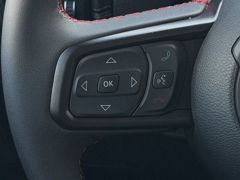 Used 2024 Jeep Wrangler Unlimited Rubicon AWD/4WD image 16