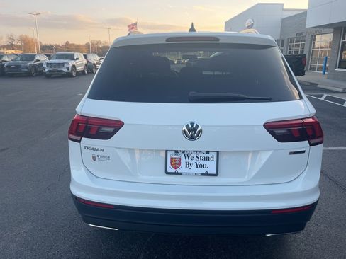 Used 2021 Volkswagen Tiguan S image 4