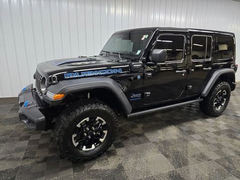 Used 2024 Jeep Wrangler Unlimited Rubicon 4xe w/ Convenience Group image 6