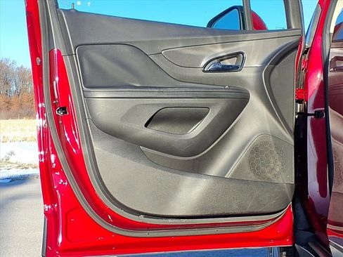 Used 2019 Buick Encore Preferred w/ Safety Package image 27