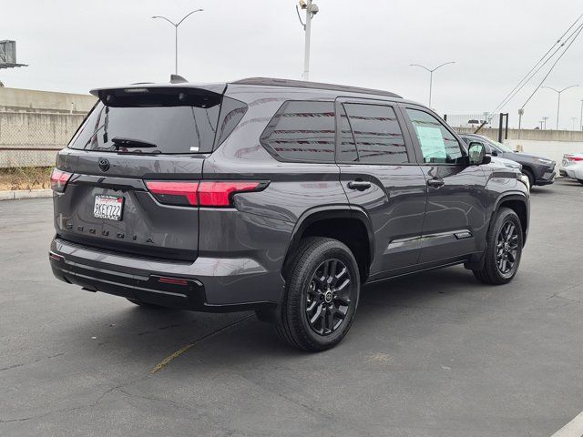 Used 2024 Toyota Sequoia Platinum AWD/4WD image 9