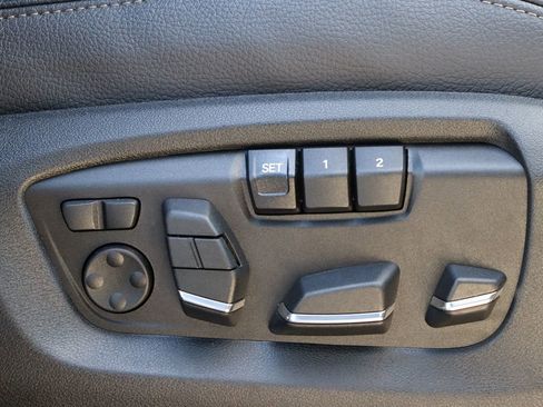 Used 2018 BMW X5 xDrive50i image 31