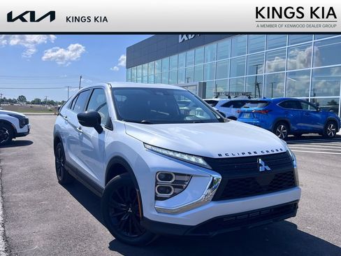 Used 2023 Mitsubishi Eclipse Cross LE AWD/4WD image 1