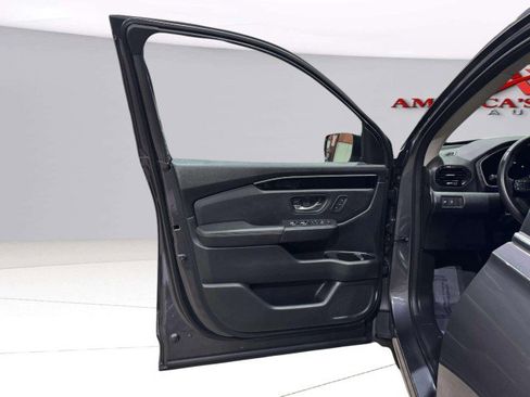 Used 2025 Honda Pilot EX-L image 20