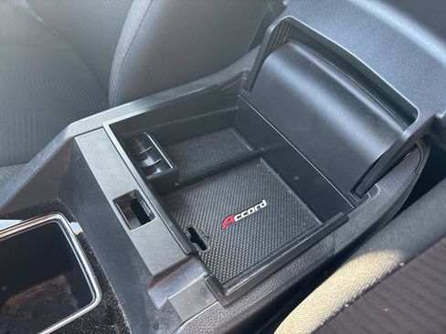 Used 2016 Honda Accord LX image 25