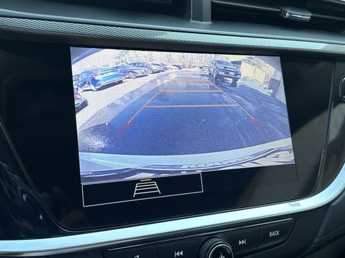 Used 2023 Buick Encore GX Select w/ Sport Touring Package image 19