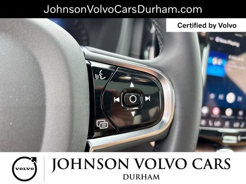 Certified 2024 Volvo XC60 B5 Ultimate w/ Protection Package Premier AWD/4WD image 19