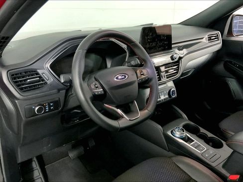 Used 2025 Ford Escape ST-Line FWD image 14