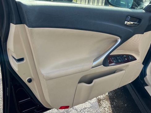 Used 2007 Lexus IS 250 Base 4dr Sedan (2.5L V6 6A) image 19