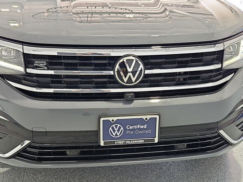 Certified 2023 Volkswagen Atlas Cross Sport SEL Premium R-Line AWD/4WD image 10